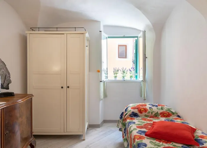 Francesca - Slr212 By Interhome *