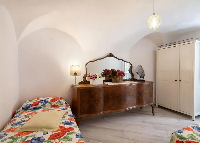 Francesca - Slr212 By Interhome Cipressa