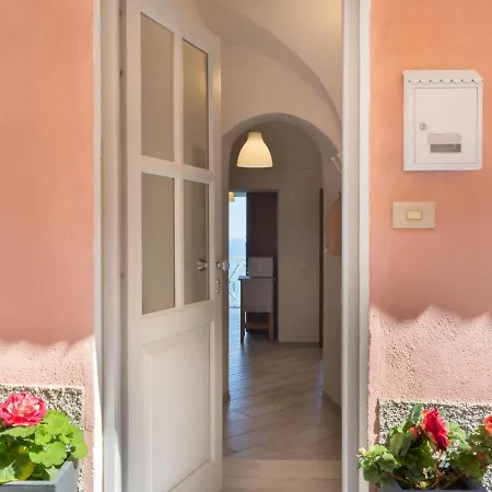 Francesca - Slr212 By Interhome *